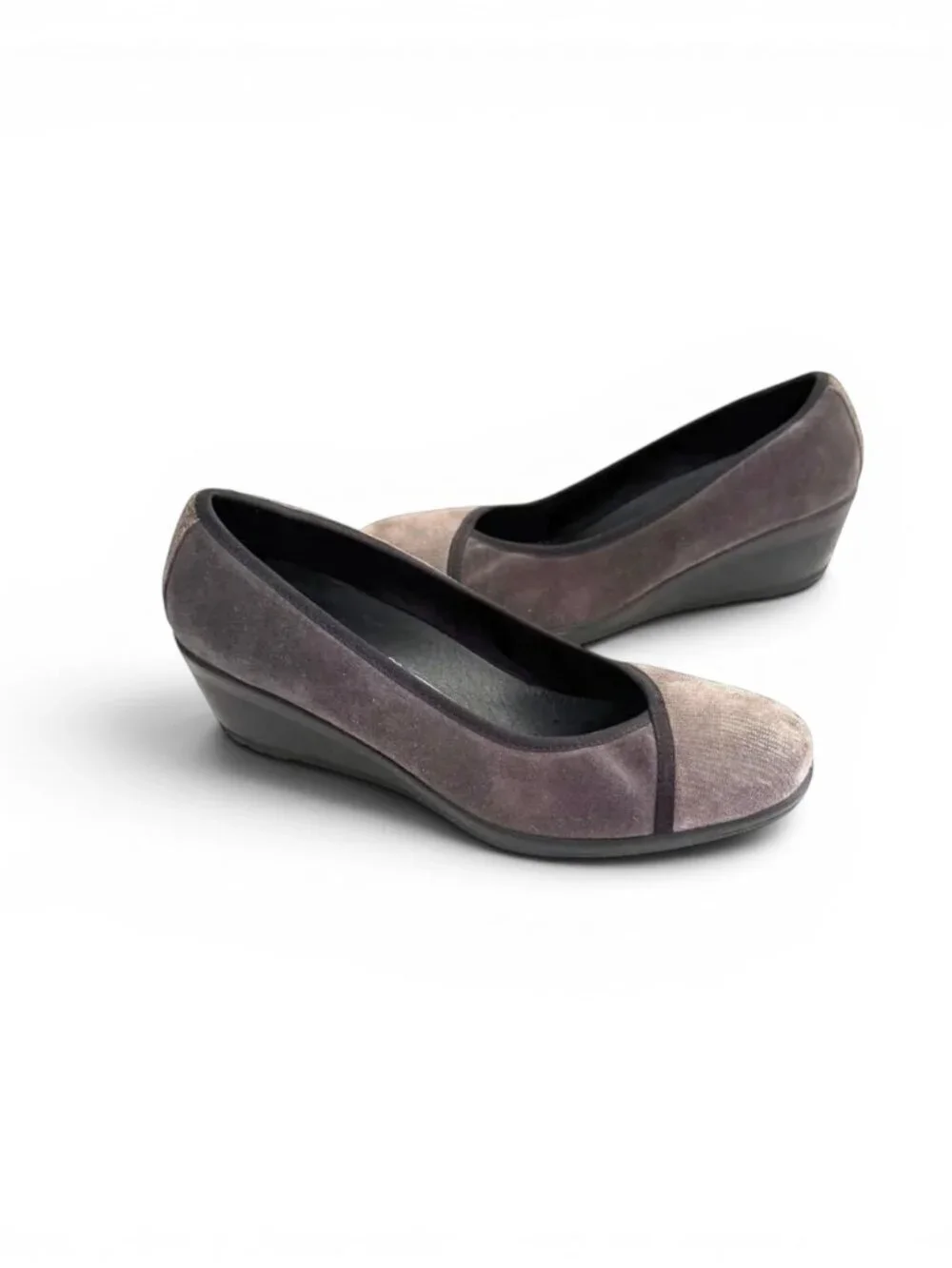 Enval Italian Leather Gray Suede Slip On Wedges - Size 41 | 10